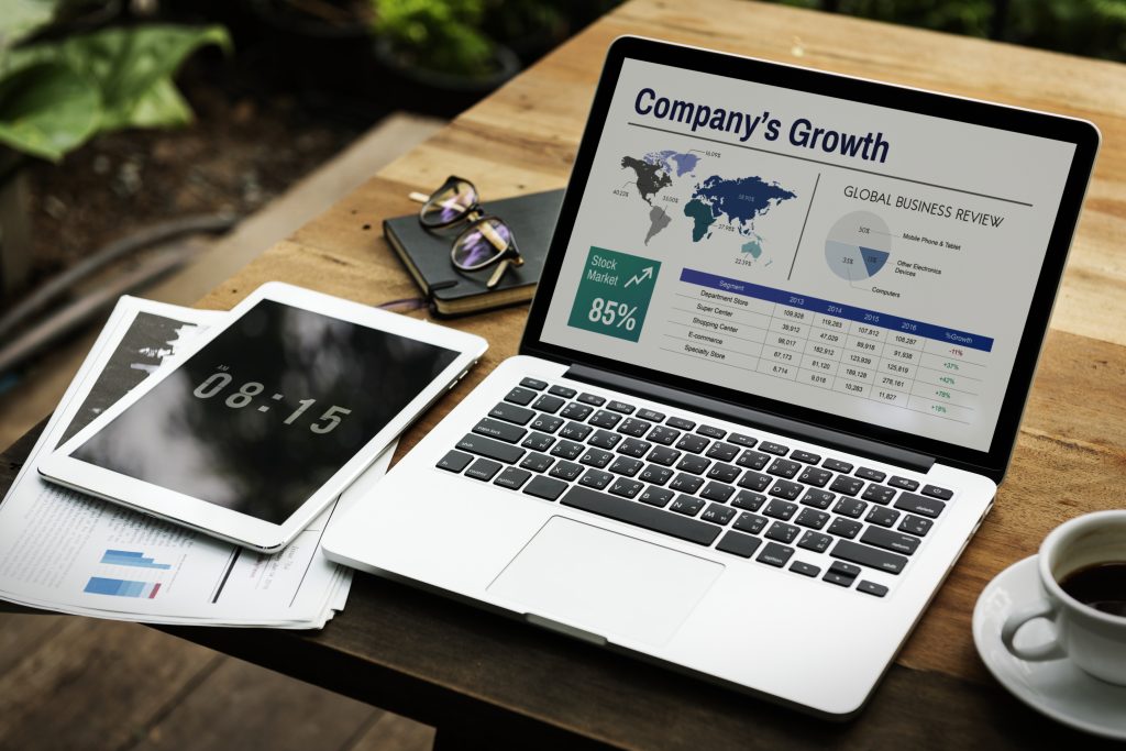 Diagram showcasing different Digital Marketing Frameworks, including SEO, content marketing, social media strategies, and analytics for business growth